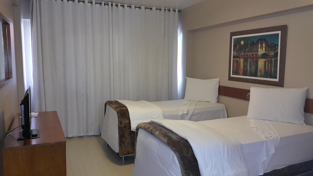Hotel Portal Сантана-ду-Ливраменту Экстерьер фото